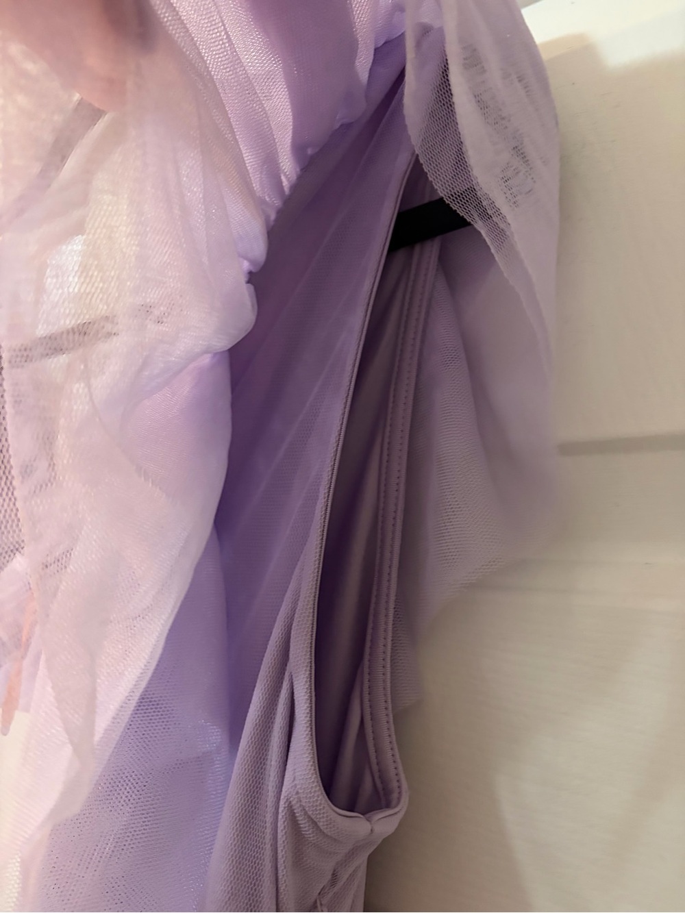 NWT Entro Ruffled Tulle V-Neck Tiered Mini Dress in Lavender - Picture 4 of 9